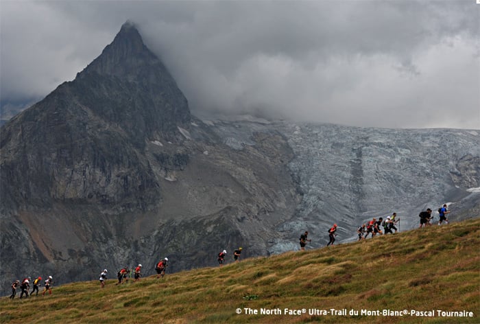 la Montée du Grand Col de la CCC , UTMB 2011