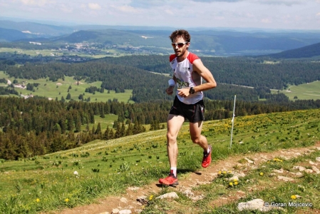 Thibaut Baronian vainqueur du 36 km photo Goran Mojicevic Passion Trail